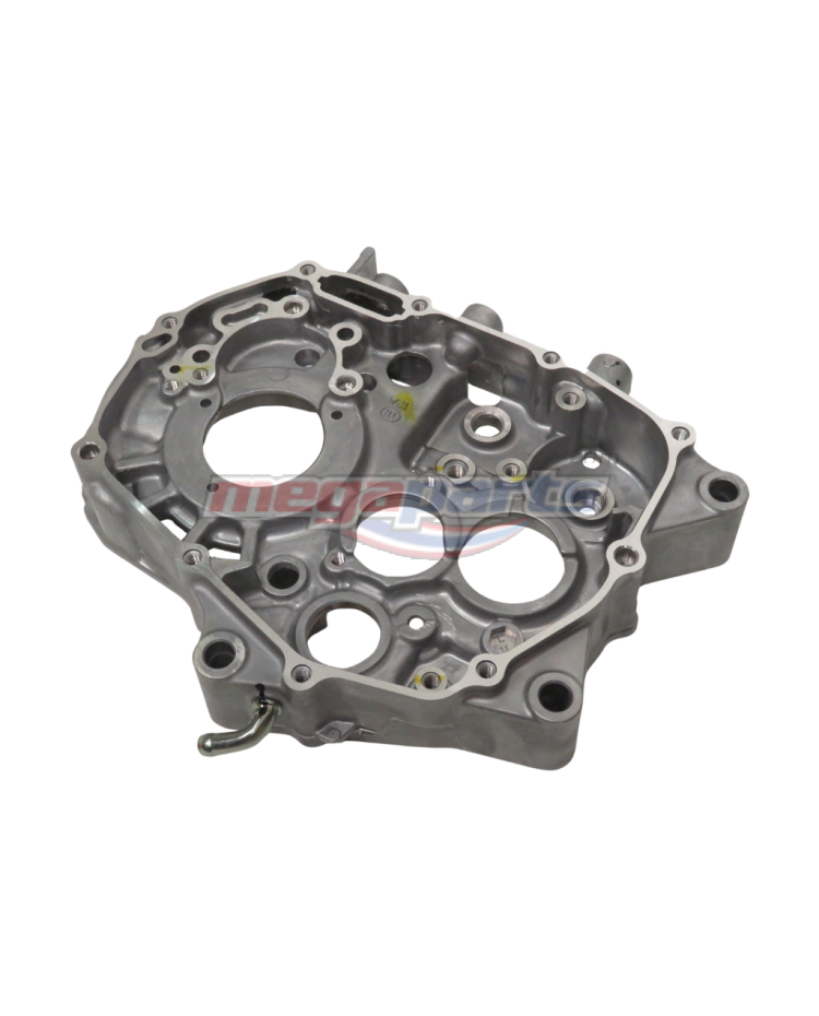 แคร้งเครื่องกลางข้างขวา WAVE 110i 2021 (LED) (HONDA)